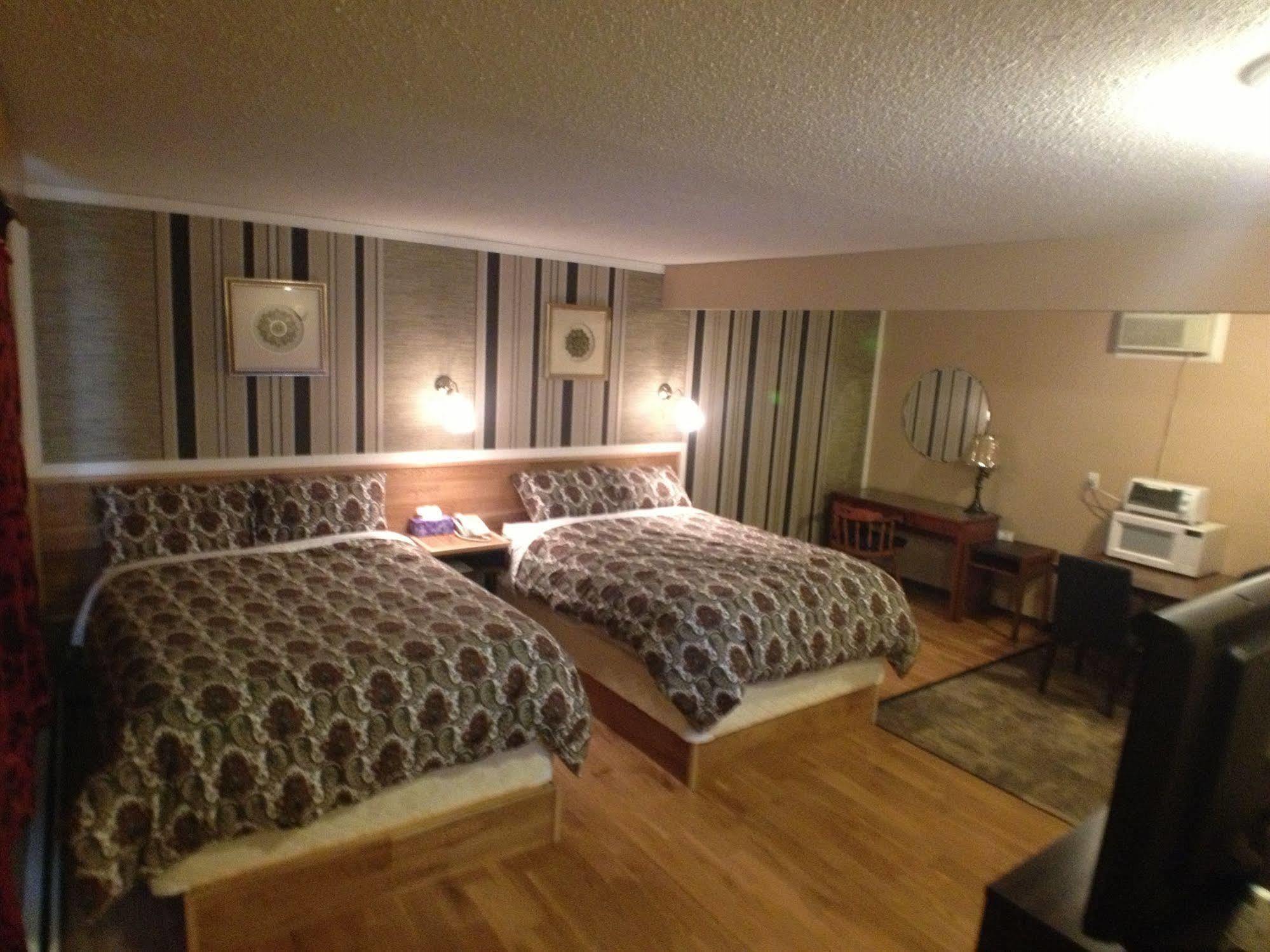 Galaxy Motel St. Paul Εξωτερικό φωτογραφία