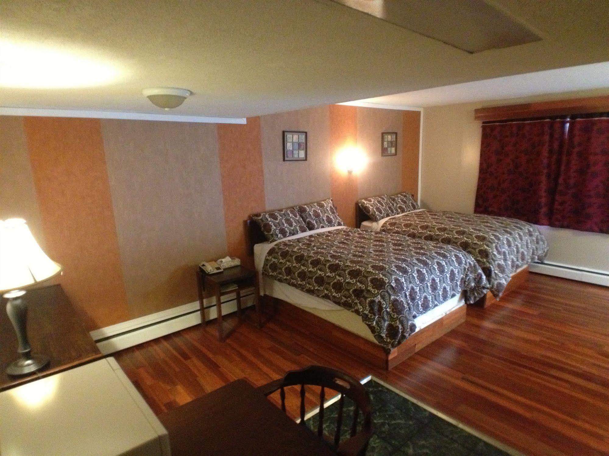 Galaxy Motel St. Paul Εξωτερικό φωτογραφία